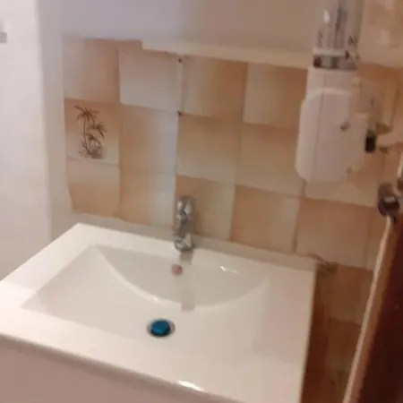 Apartment 2 A